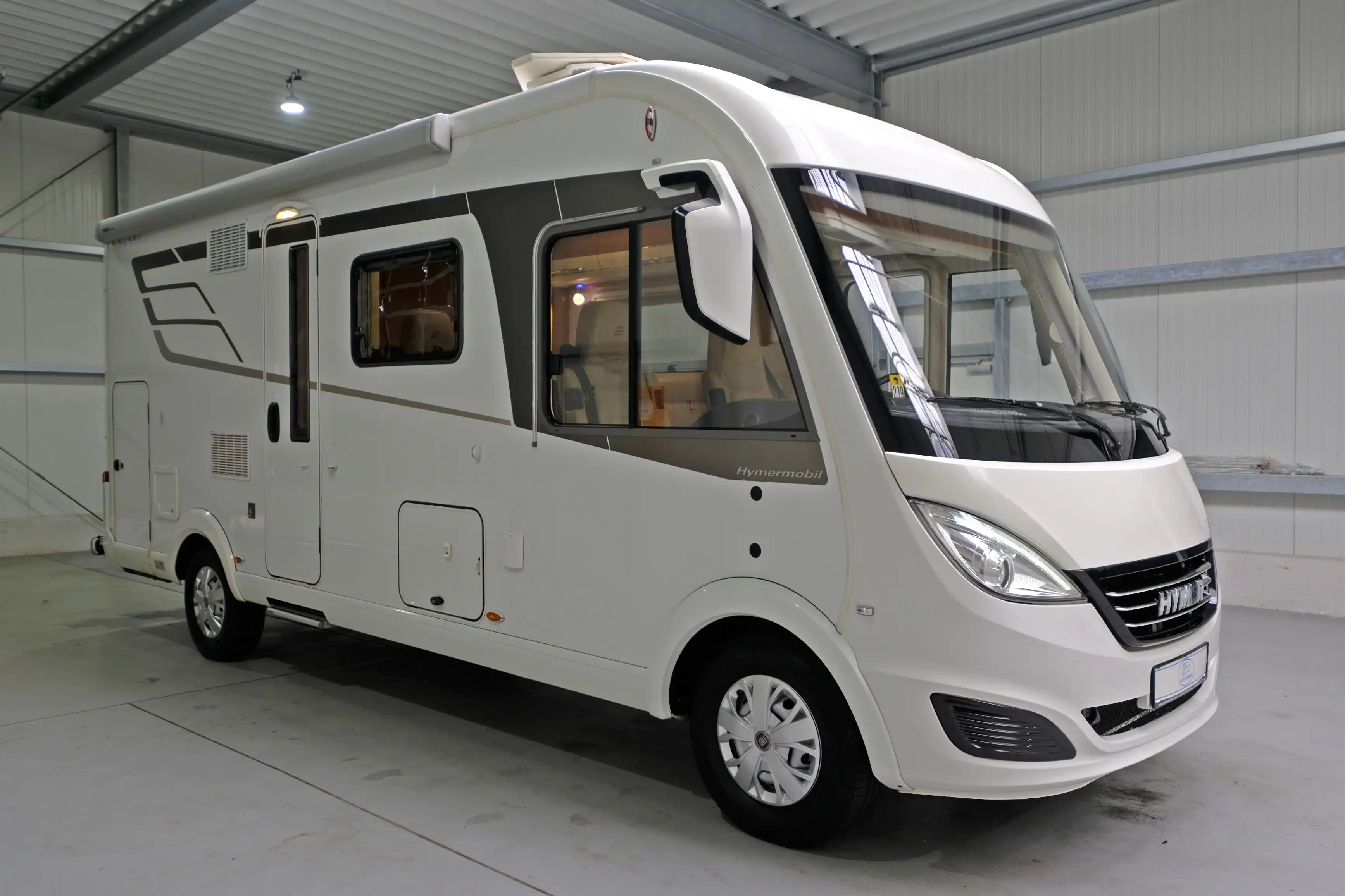 HYMER-ERIBA B 584 DL